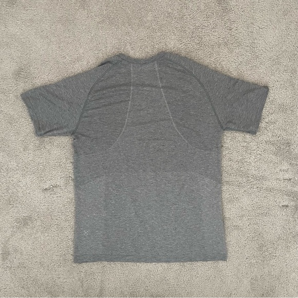 Lululemon Metal Vent 2.0 T-Shirt - Picture 3 of 6